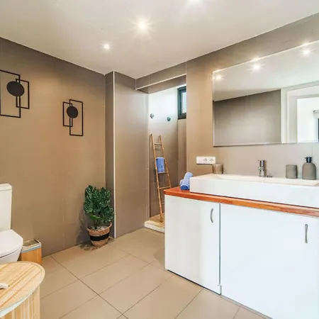 Global Oratge Views 9909 Holiday home